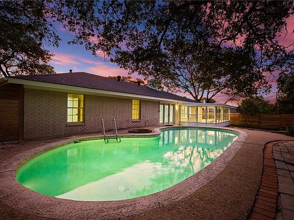 4th image of 4009 Greystone Dr