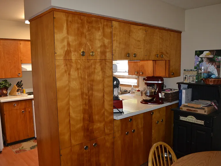 322 Webster St — Photo 13