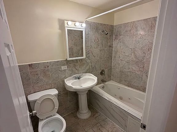 4th image of 6939 S Dorchester Ave #Gs