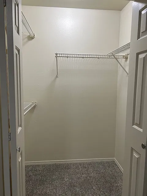 2 bed, 2.5 bath, 1150 sqft, $1,656 — Photo 2