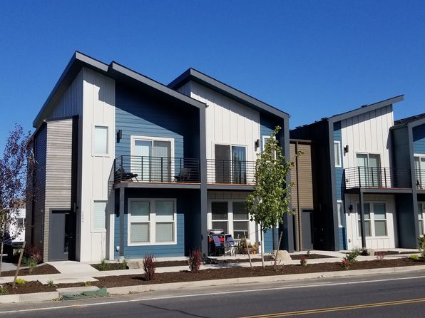 2699 NW Elm Ave #2588
