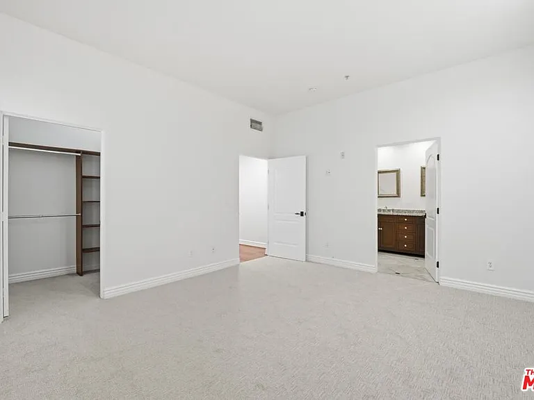 10913 Whipple St #105 — Photo 21