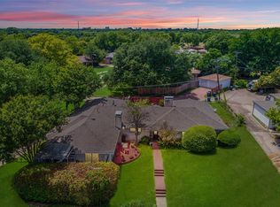 9569 Ash Creek Dr, Dallas, TX 75228