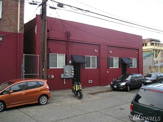 1st image of 1114F Court E