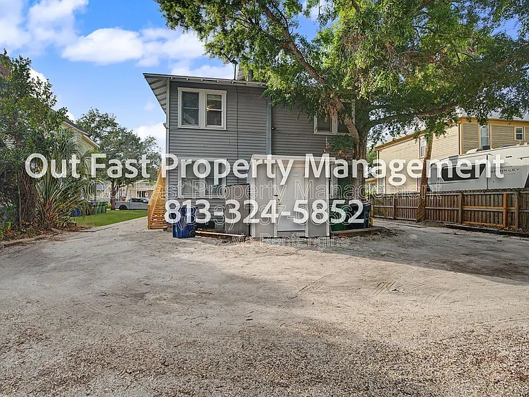 1718 W Hills Ave #D — Photo 36