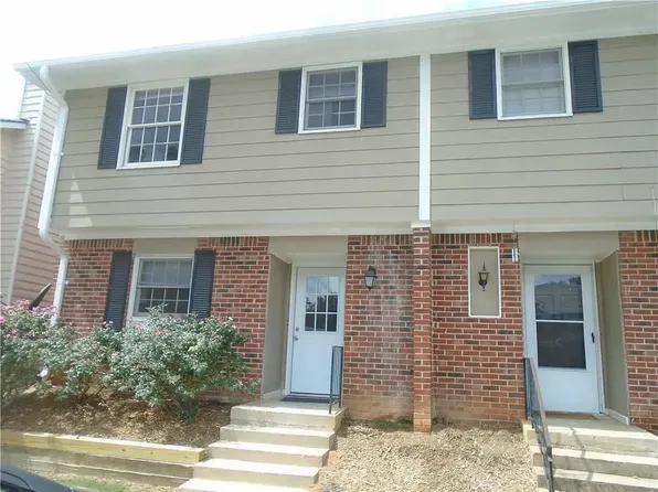 2110 Kings Gate Cir APT D, Snellville, GA 30078
