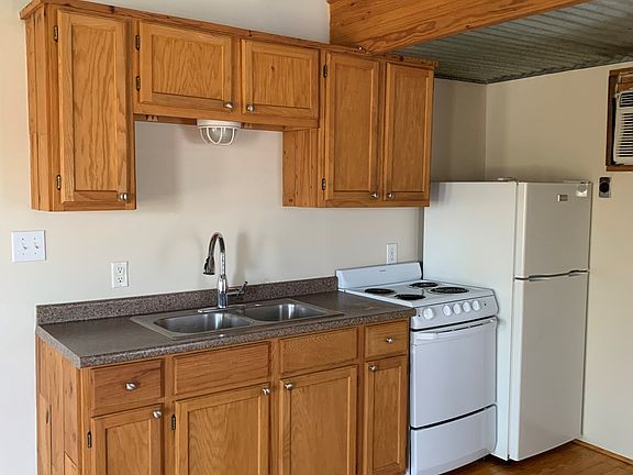 4th image of 513 E Ashby Pl #4