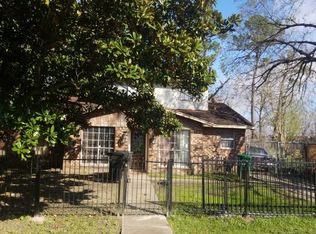 3215 Riner St, Houston, TX 77093