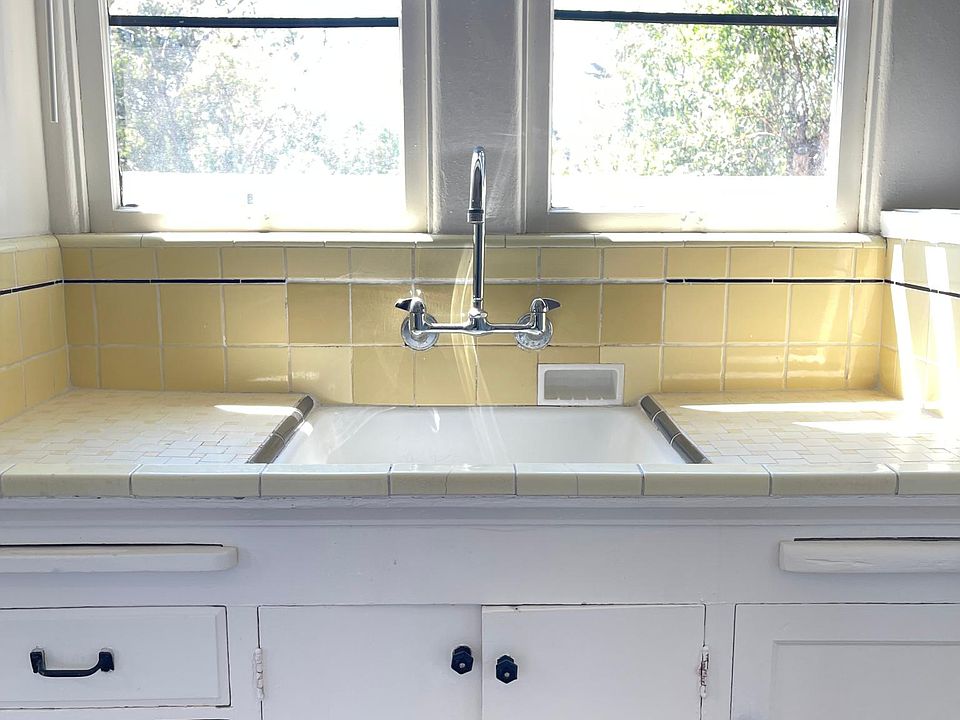 1st image of 1904 31st St #1904