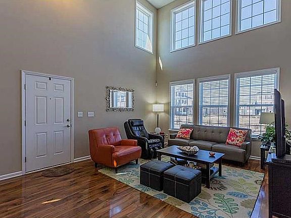 2nd image of 7127 Marshbury Way