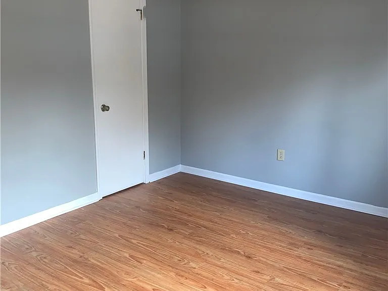 397 Fowler Dr — Photo 17