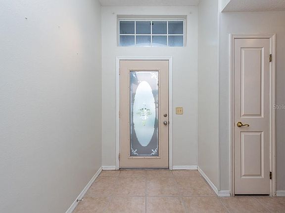3rd image of 14914 Rocky Ledge Dr