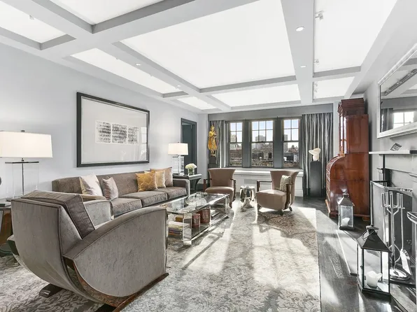 45 Christopher Street image 1 of 11