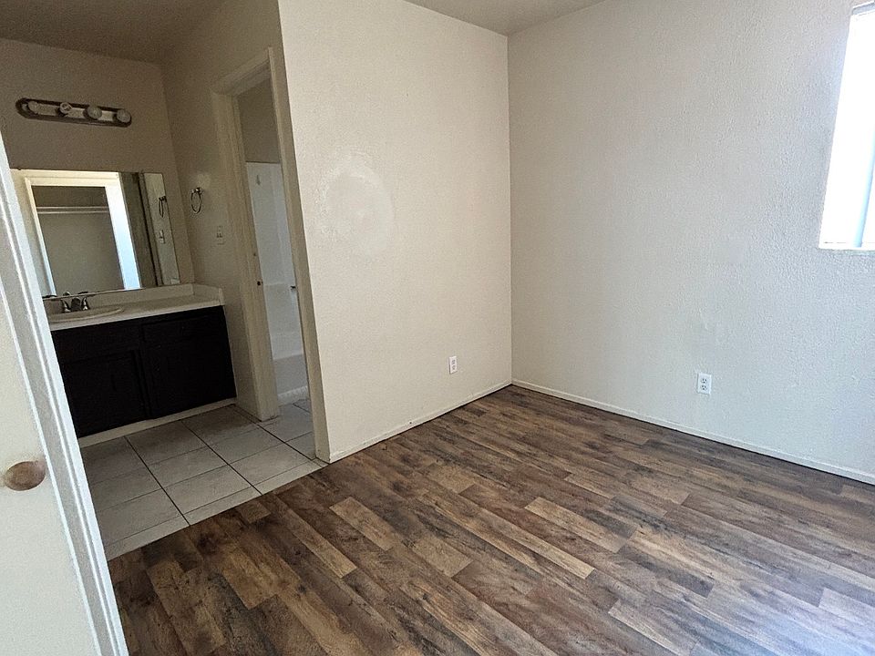 2nd image of 1515 N Palm St APT C9