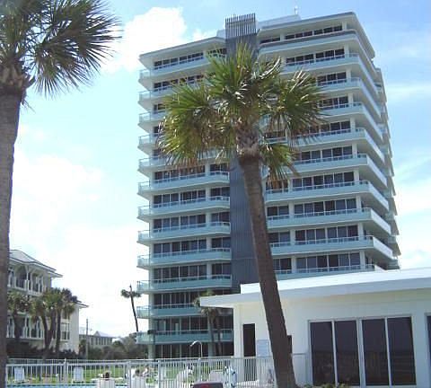 2nd image of 3554 Ocean Dr
