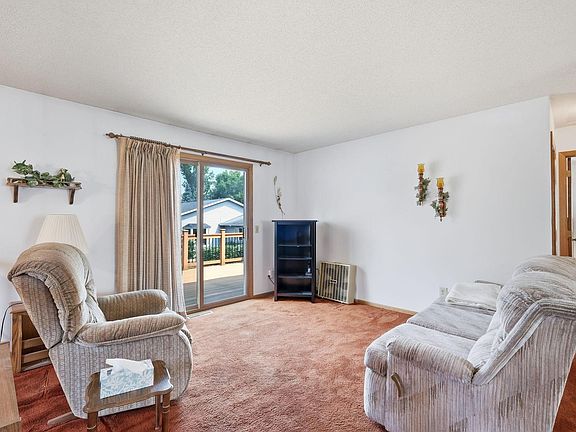 2nd image of 12048 Oregon Cir N