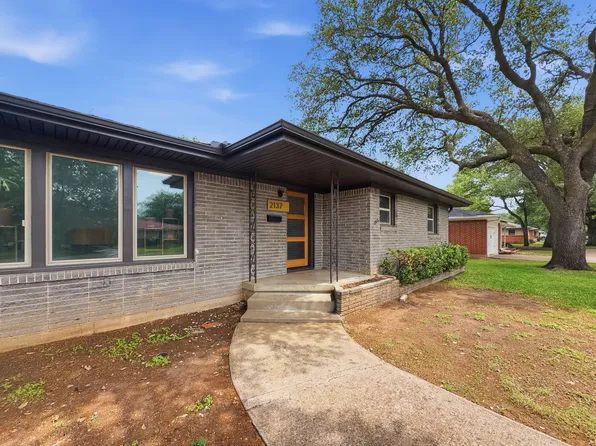 2137 Lenamon St, Waco, TX 76710