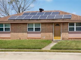 2128 Guerra Dr, Violet, LA 70092