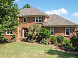 7120 N Lake Dr, Brentwood, TN 37027