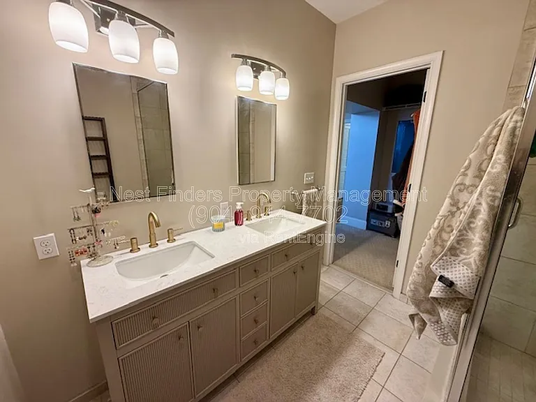2525 College St #2201 — Photo 21