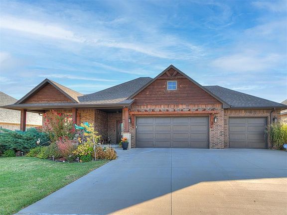 4th image of 10716 Mountain Fork Dr