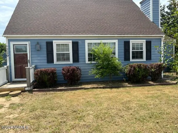 220 Bell Street, Cedar Point, NC 28584