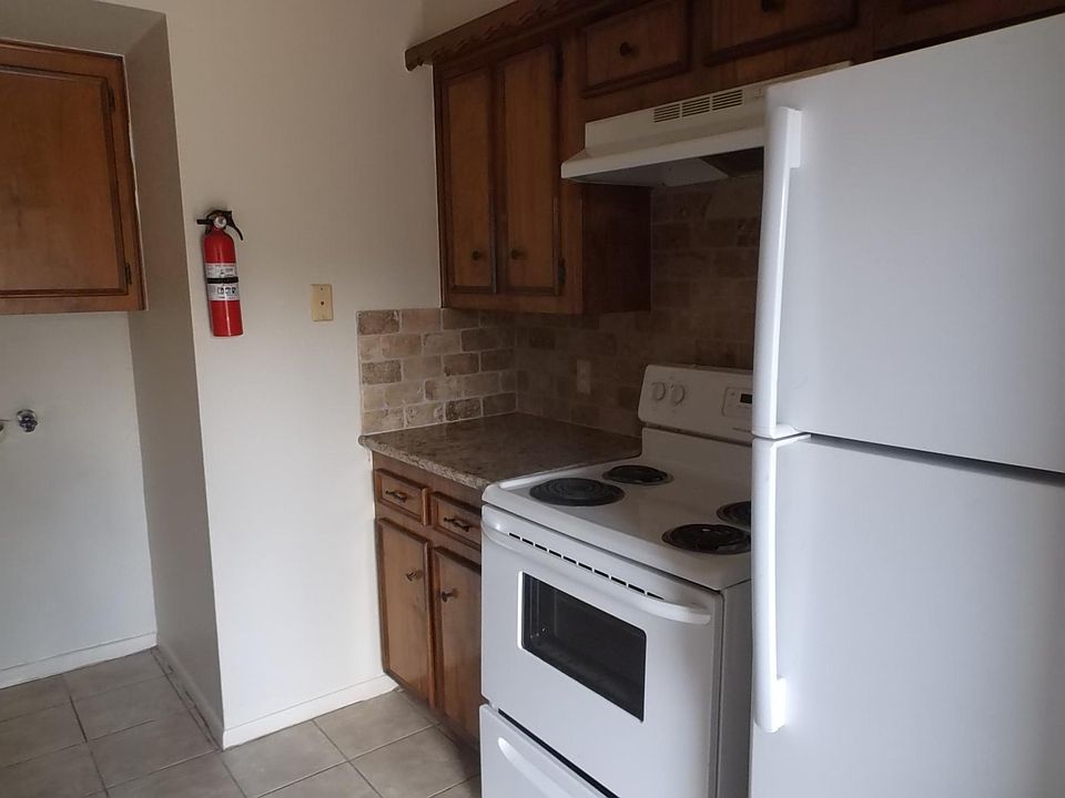 1st image of 2300 Brazeal St #4