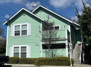 607 E Monte Vista Ave #A-B, Vacaville, CA 95688