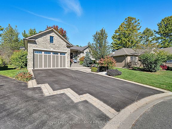 2nd image of 6 Birch Ct