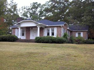 215 Oak St, McComb, MS 39648