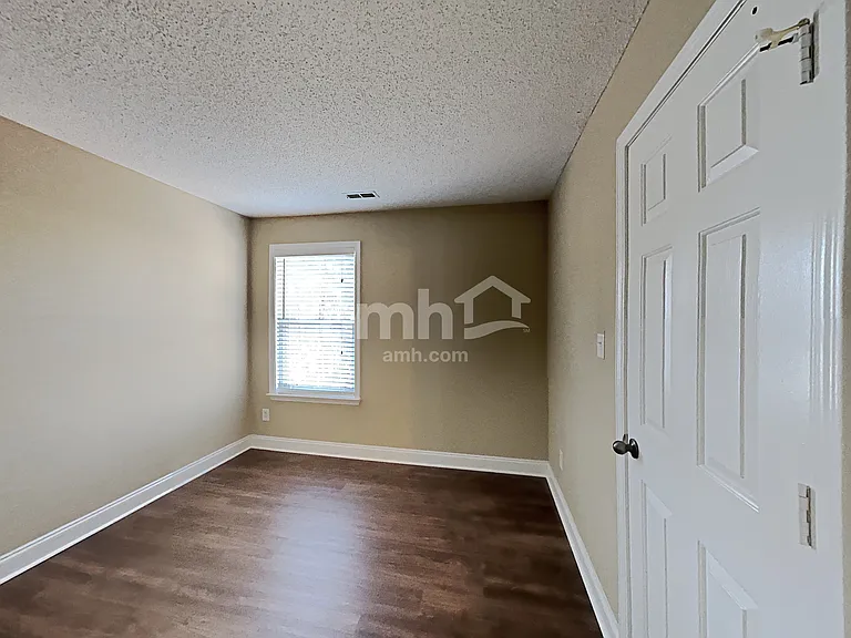 13634 Riding Hill Ave — Photo 19