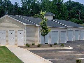 2nd image of 2915 Shades Valley Ln
