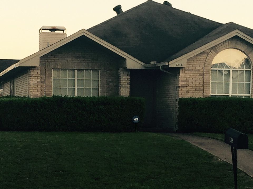 1st image of 1218 Rosewood Ln