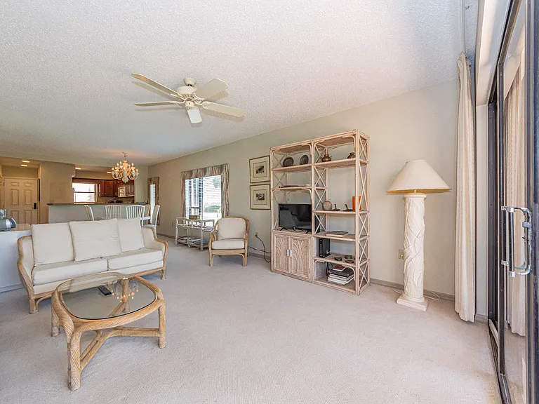 3939 Ocean Dr #201B — Photo 10