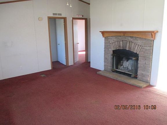 3rd image of 106 Oldham Dr