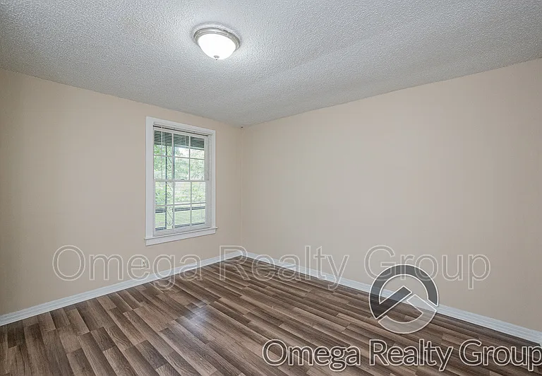 3208 Clopton St SW — Photo 12