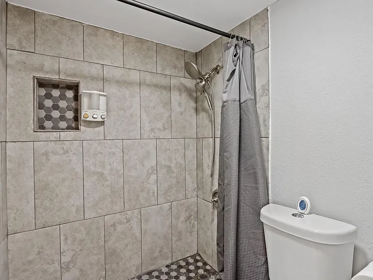 7200 T C Jester Blvd #3103 — Photo 17
