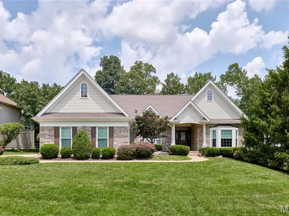 1384 Mallet Hl, Ballwin, MO 63021
