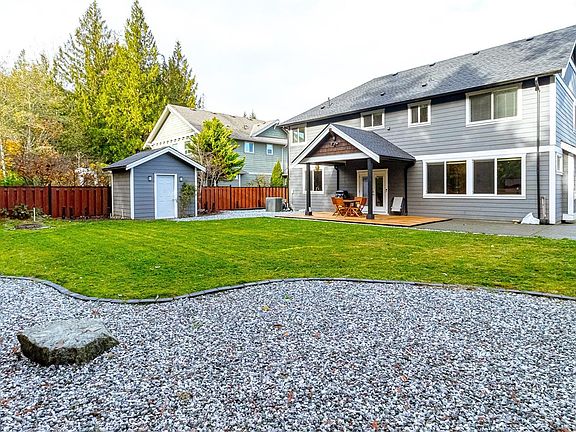 2nd image of 898 Bucktail Rd