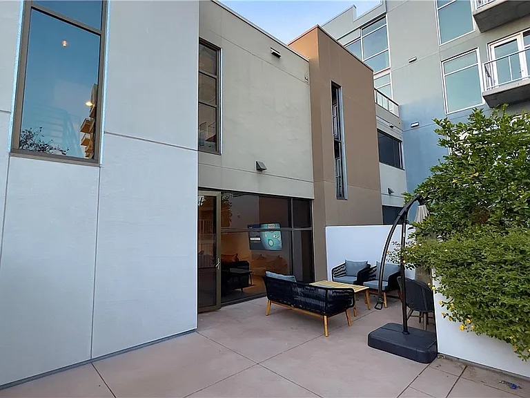 353 E Bonneville Ave #718 — Photo 1