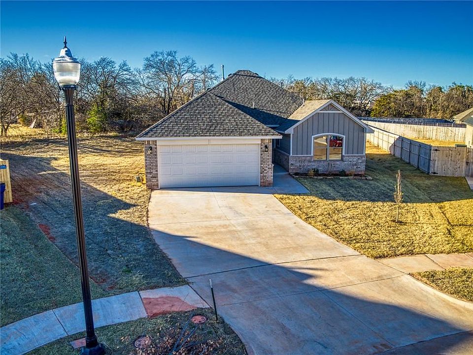 1st image of 1837 W Blake Court Way