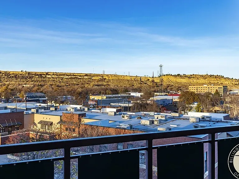 300 N 25th St #401 — Photo 5