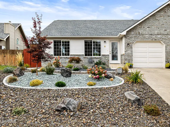 8 N 74th Ave, Yakima, WA 98908
