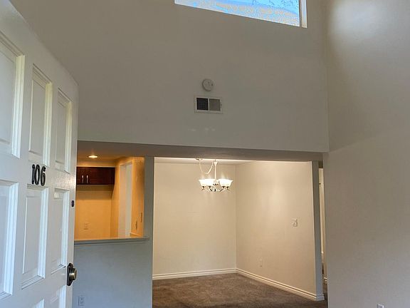 3rd image of 23835 Del Monte Dr Unit 106