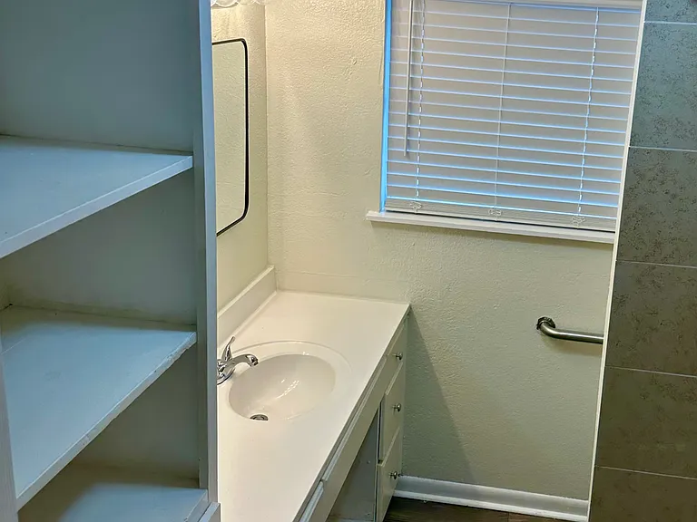 5557 Patton Dr — Photo 20