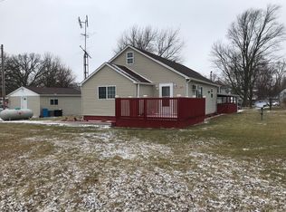 110 W Saint Rte #54, Roberts, IL 60962