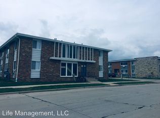 5912 50th Ave #9, Kenosha, WI 53144