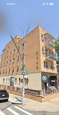 Sold by Remax Edge | media 2