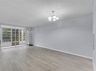 5320 NW 11th St APT 205, Fort Lauderdale, FL 33313