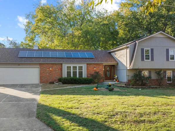 2527 S Camber Avenue, Springfield, MO 65809